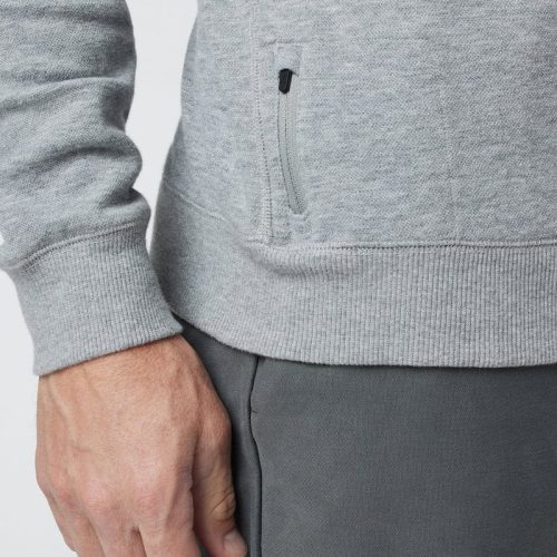 V218HTG FA24 M ECOMM fleece DETAIL 6